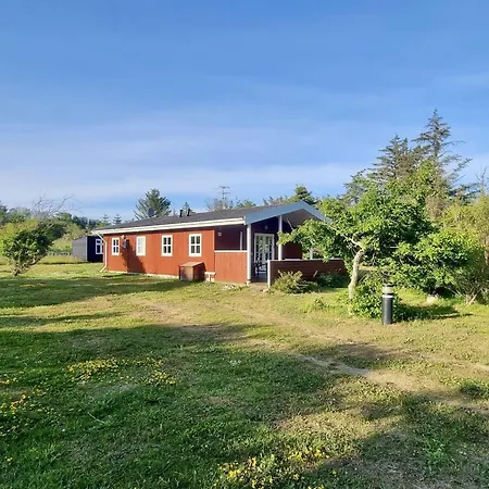 Holiday home Helles-ferienhaus-mit-kamin-grossem-grundstueck-und-zwei-terrassen Norre Lyngby